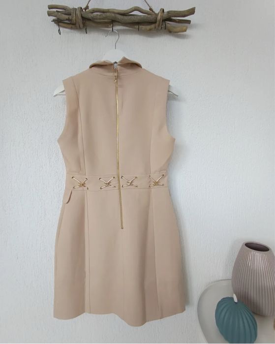 Дамска рокля тип сако