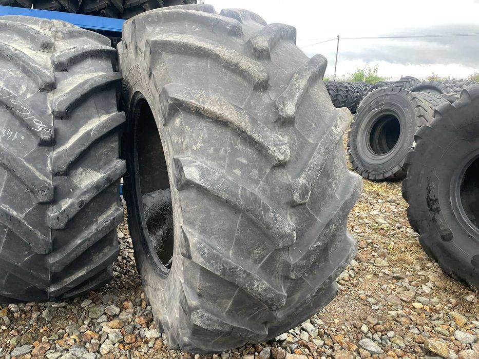 trelleborg tm1000 710/60r34 Valtra S354 tractor claas axion