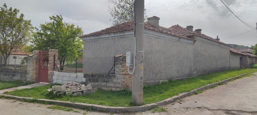 С. Белоградец - продава два имота