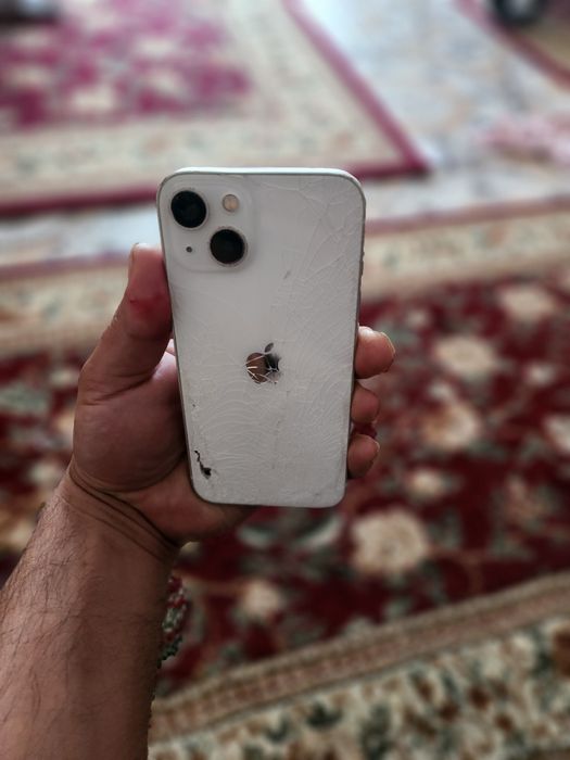 Vand urgent iphone 13