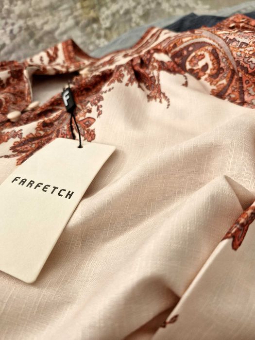 Шикозна риза Farfetch за офиса и повод - на половин цена