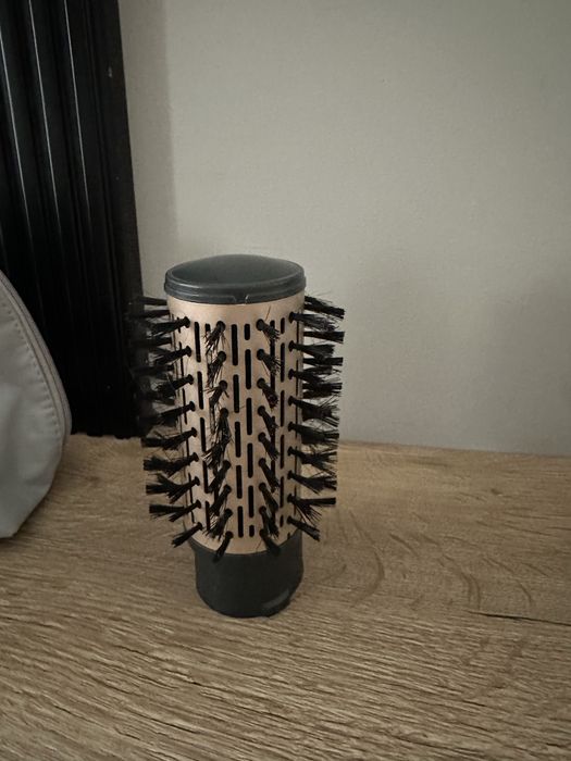 Perie rotativa Babyliss style pro AS965E, 1000E, tehnologie ionica