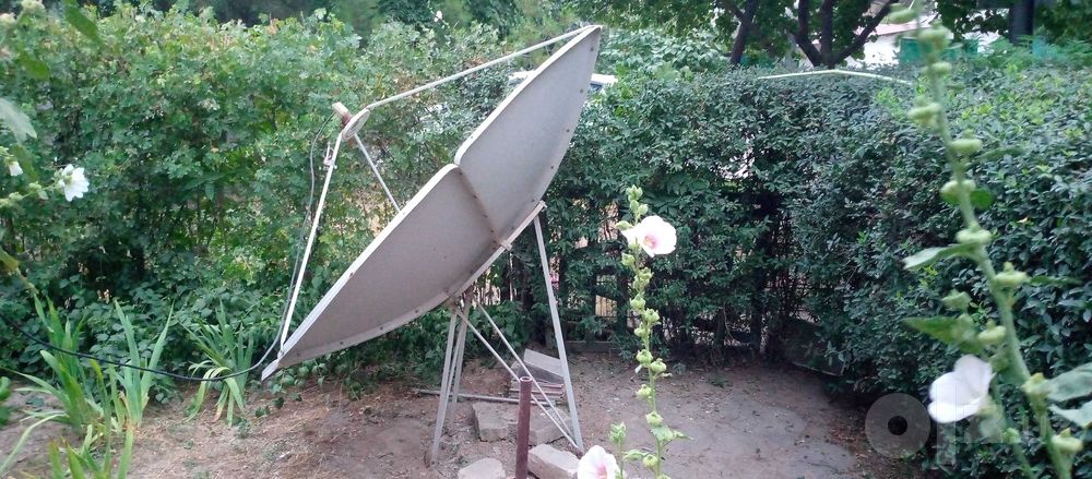 Спутниковая тарелка ромашка 1.8 м