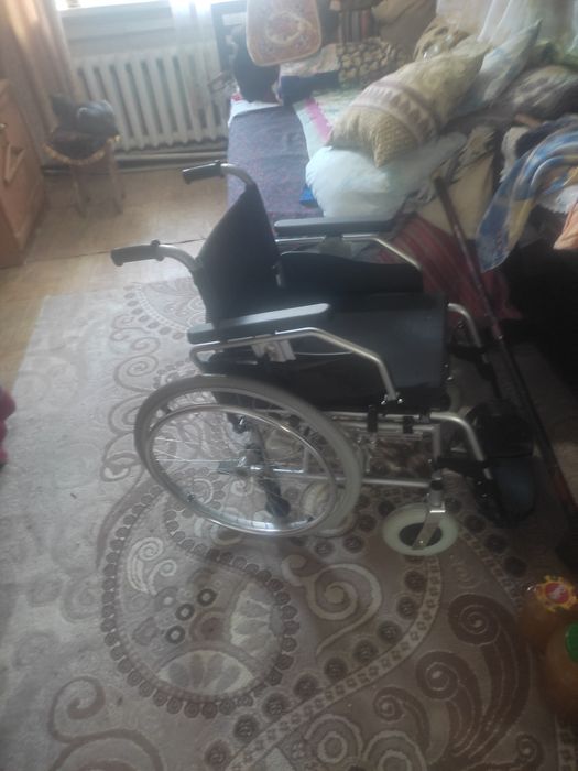 Инвалидная коляска
