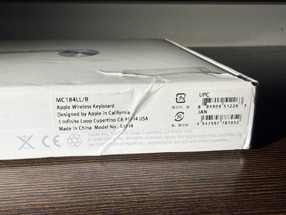 Apple Wireless Keyboard A1314 — оригинал Apple