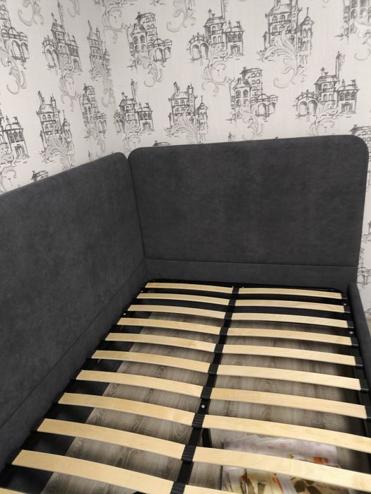 Продам кровать новую  120*200