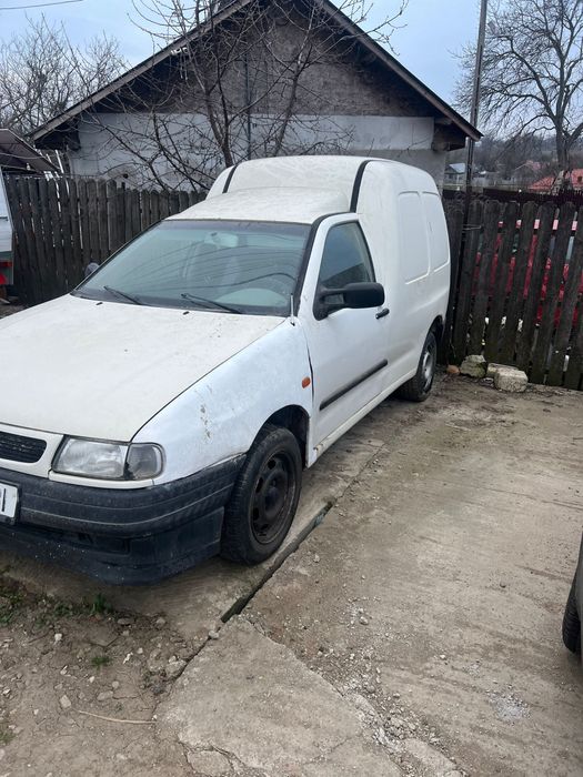 vand dubita seat 2000 lei fix