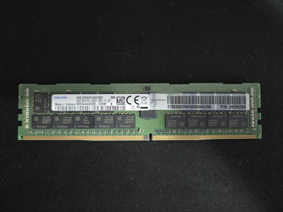 Samsung 32GB DDR4-2933 RDIMM M393A4K40CB2-CVFBY ECC Server Memory RAM