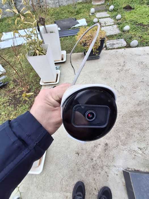 Продавам ip camera dahua