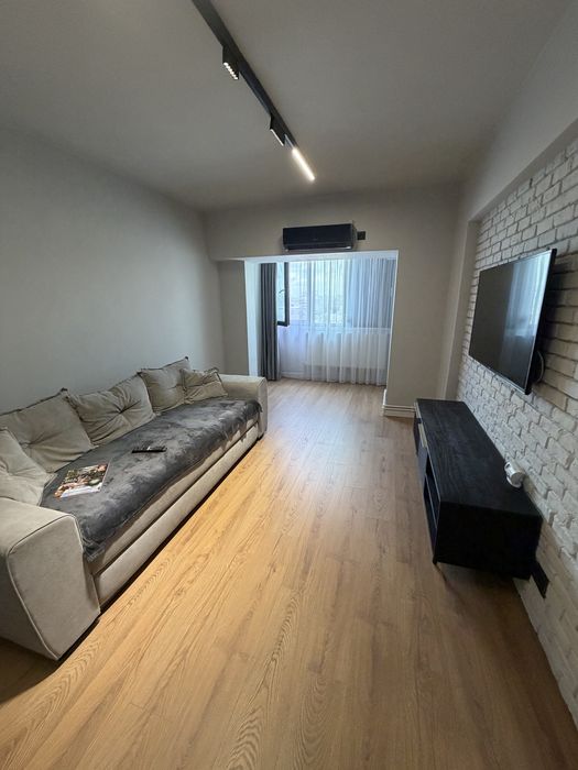 PF chirie Pacurari Peco Mall 2 camere