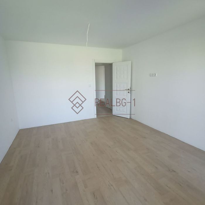 Продава се Двустаен апартамент в с. Кранево, Област Добрич - 84 кв.м за 946 €/кв.м - Снимка #6