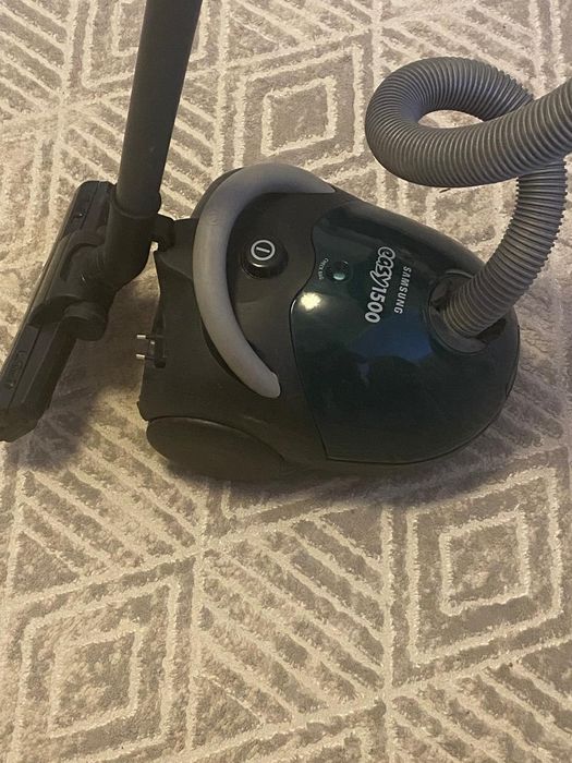 Продам пылесос бывший в употреблении