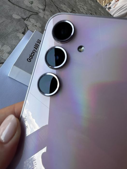 Samsung.      A55