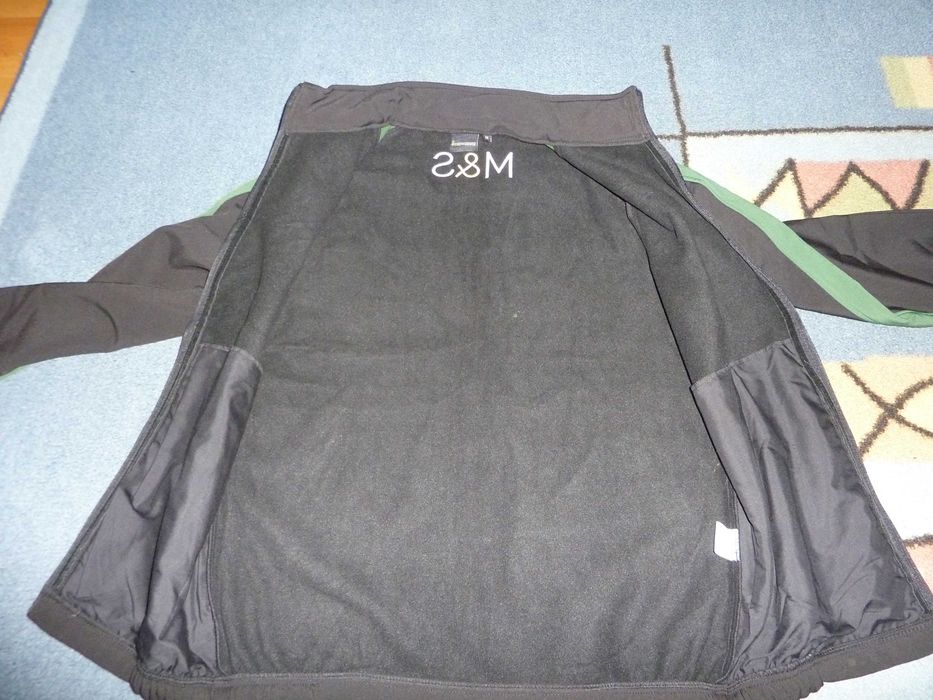 Softshell M&S  Marimea M  in stare excelenta ca si nou