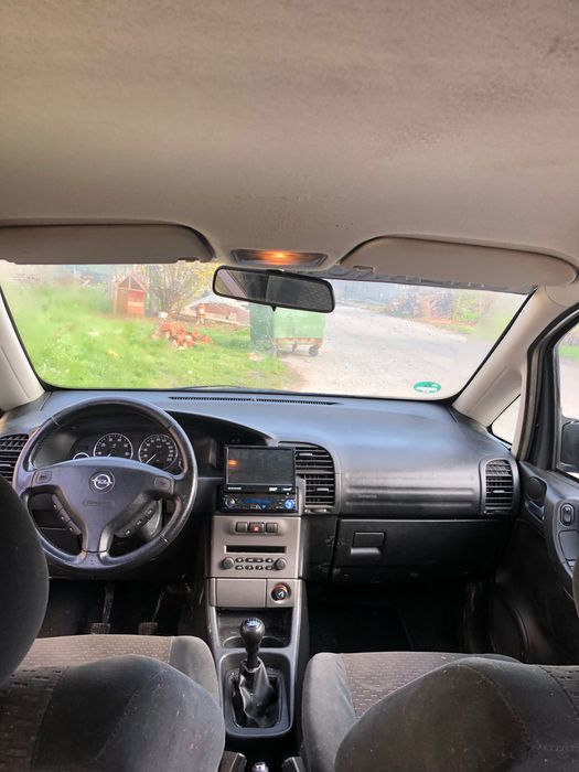 Opel zafira 1.8 Benzin