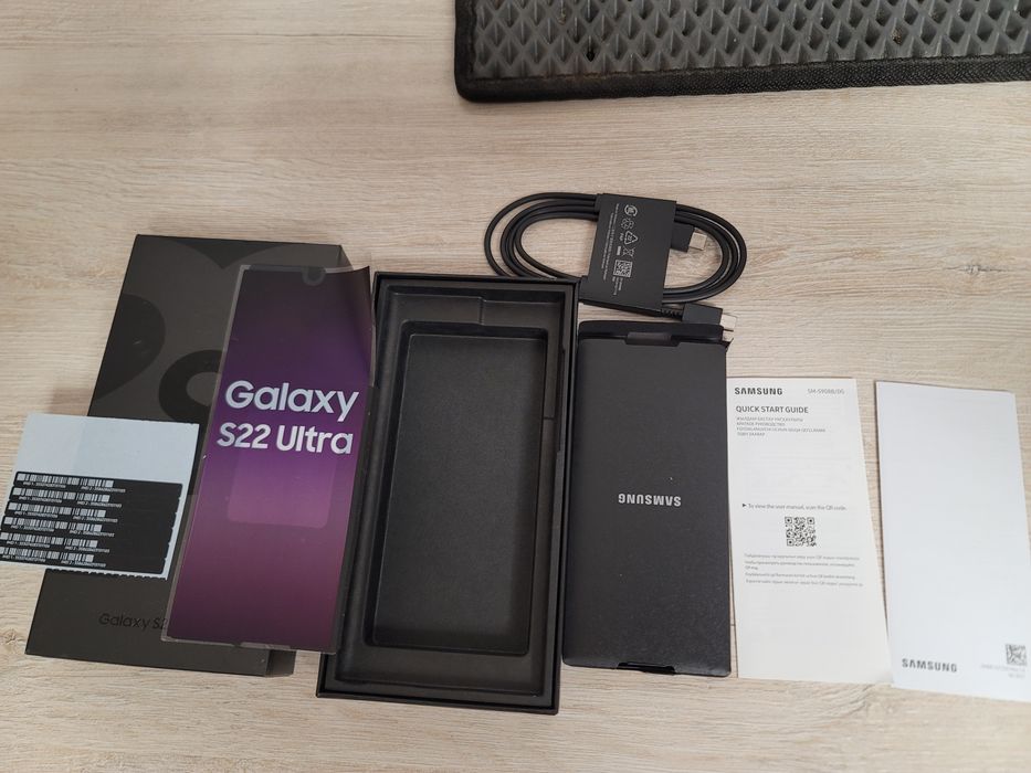 Продам Samsung S22 ultra 128gb