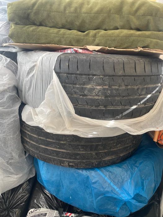 Продам покрышки.