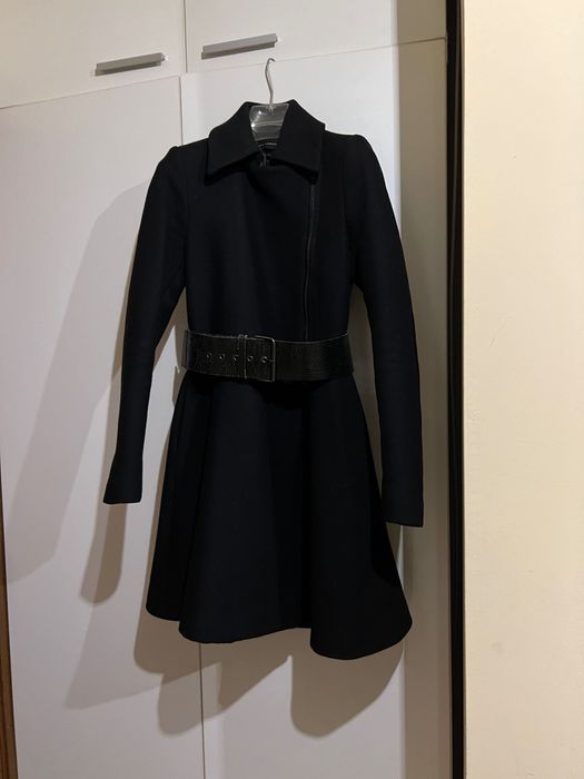 Черно палто Zara