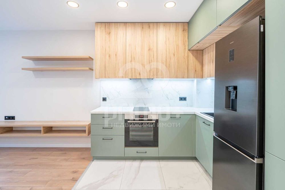 Продава се Тристаен апартамент в София, Борово - 70 кв.м за 3986 €/кв.м - Снимка #2