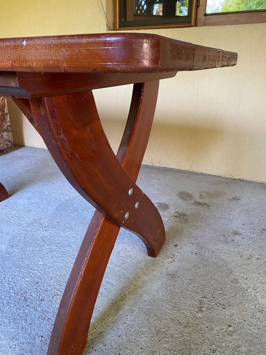 Masă din lemn de brad