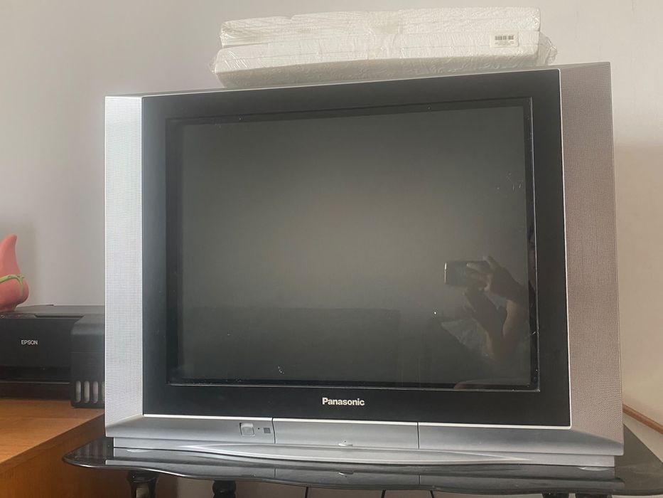 Телевизор Panasonic — идеален для дачи или ретро-игр!