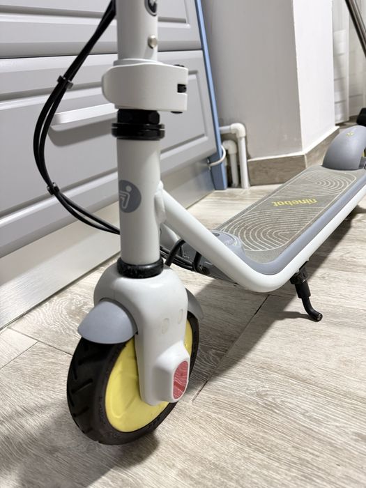 Vând trotinetă electrică pentru copii Segway Ninebot