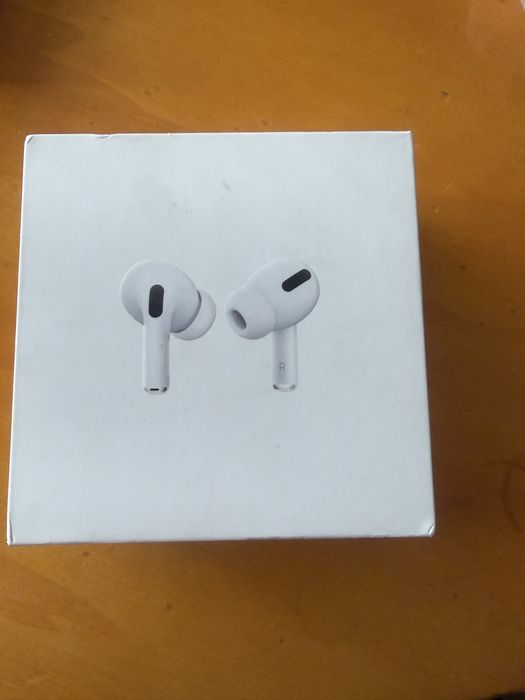 AirPods Pro  само кутия case  за слушалки на Apple