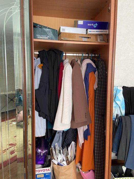 Шкаф в хорошем состояние