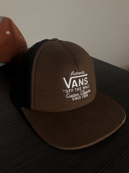 Продам брендовые кепки