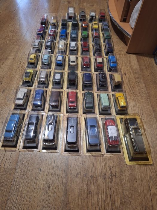 Machete 1:43 mașini de legendă