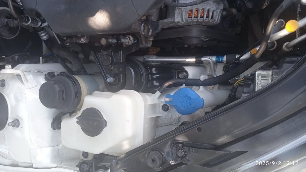 Продам автомобиль Киа Оптима 2015 год