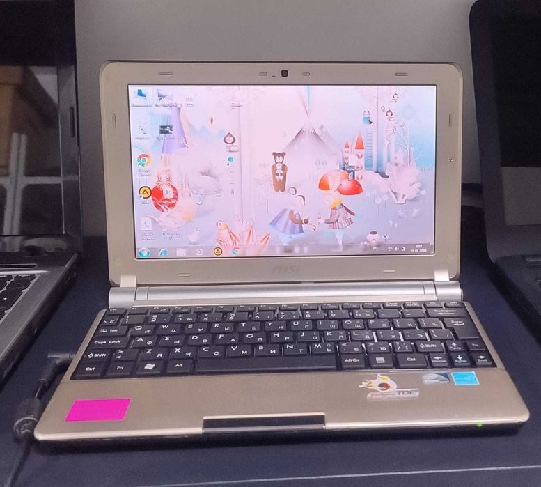 нетбук        MSI