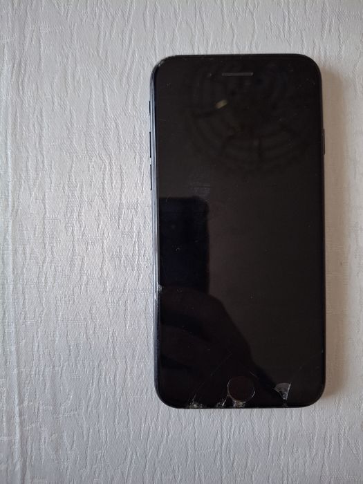 IPhone SE 2nd generation 64gb