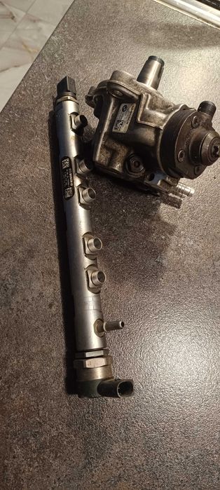 Pompă injecție+rampă injectoare BMW n47  F10 F11 E90 E91 2.0 184cp