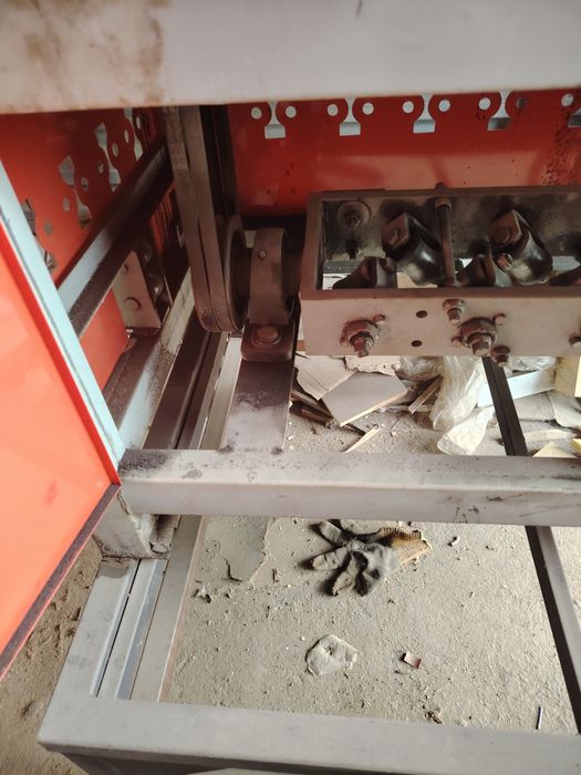 Аппарат для правки проволоки