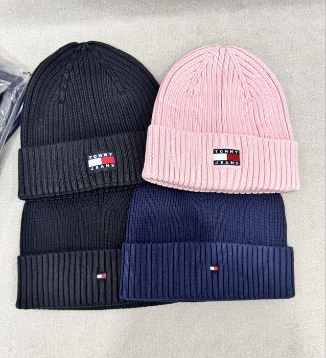 В наличии шапки теплые оригинал