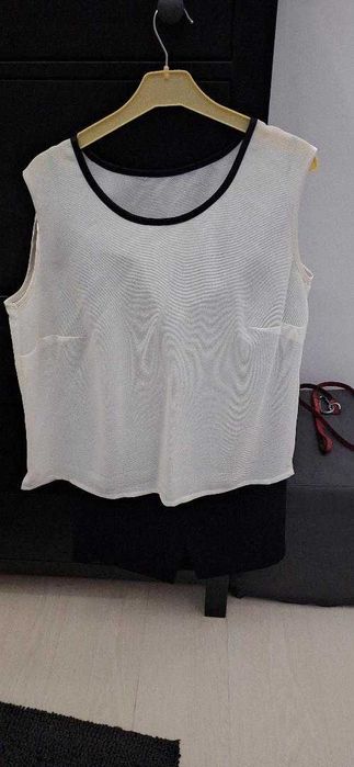 compleu de dama nou 3 piese  sacou bluza fusta alb-negru  marime 50-XL pret 120 lei