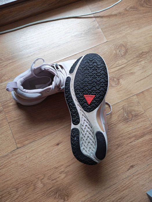 Дамски маратонки Nike