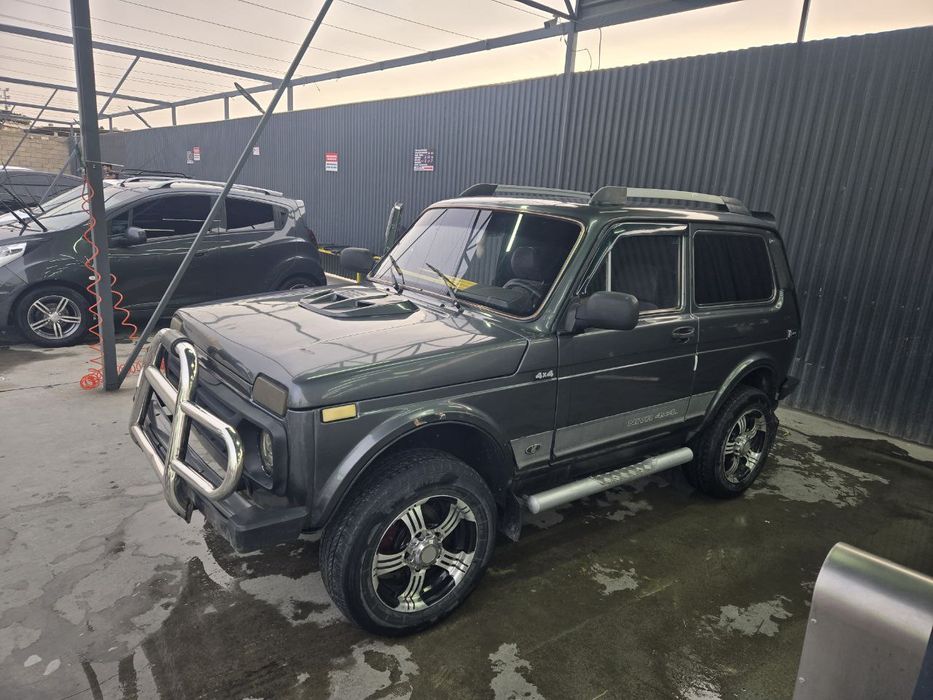 Продаётся автомобиль Нива