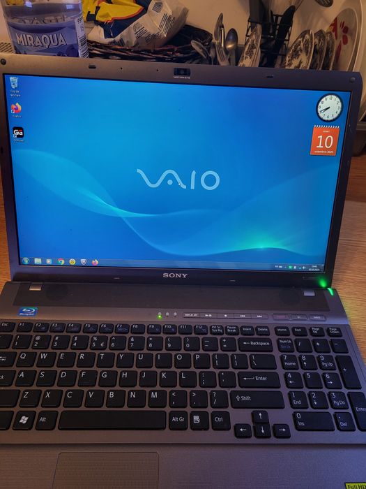 Laptop sony vaio  i7.  schimb