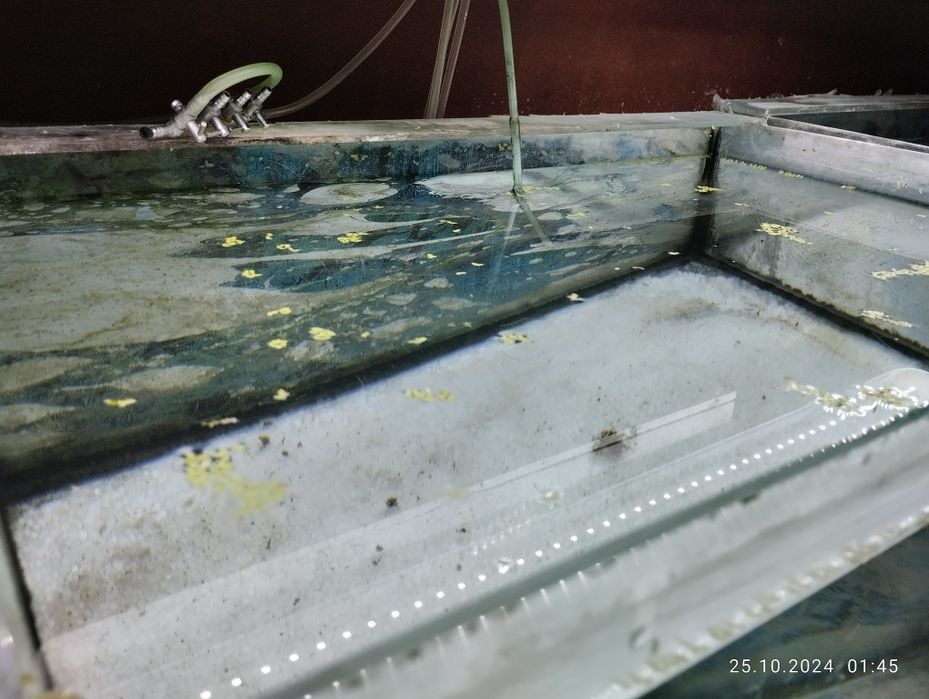 Продам аквариум 80 литров.