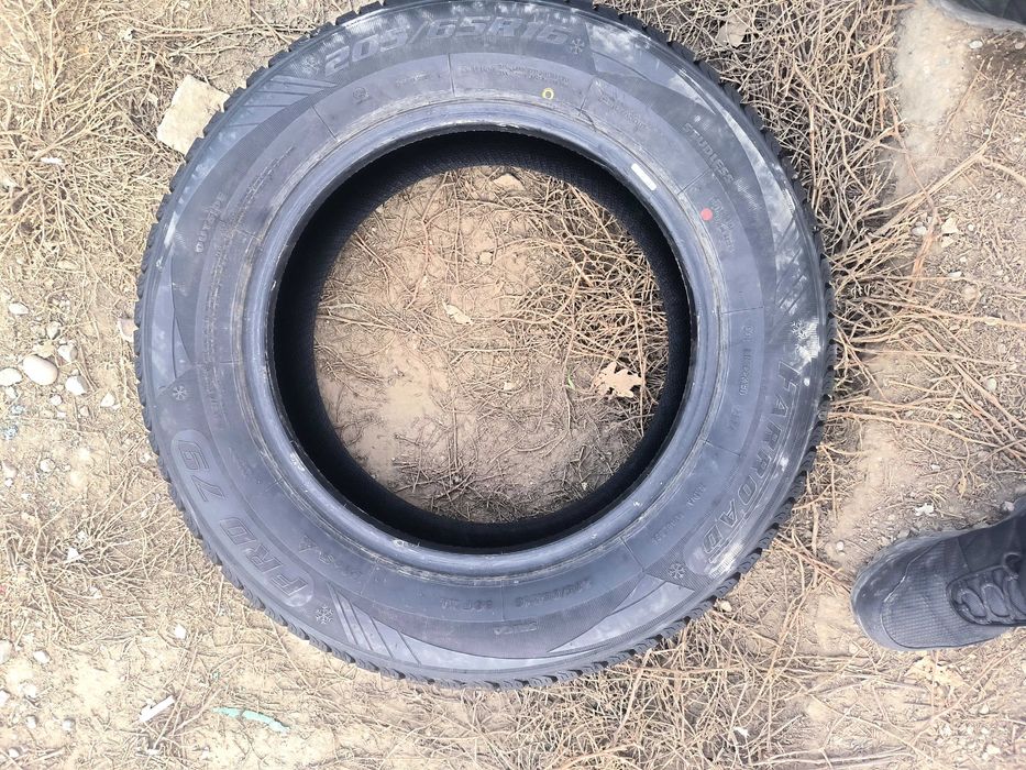 Шины зимние 205/65/16