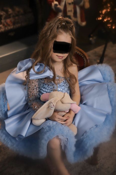 Нерядное платье для девочки 116-122 рост