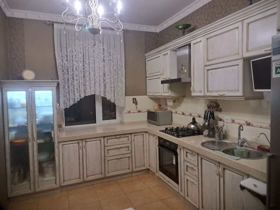 Кухонный гарнирур