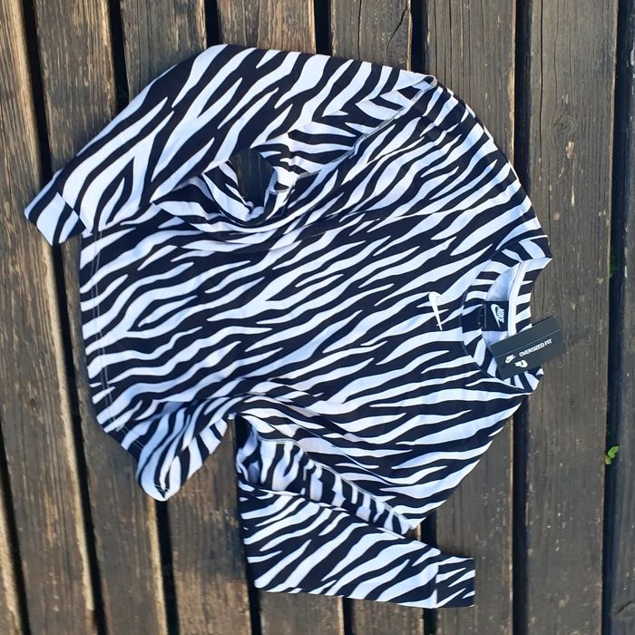 Дамско долнище суитър Nike размер М Л и XL висока талия