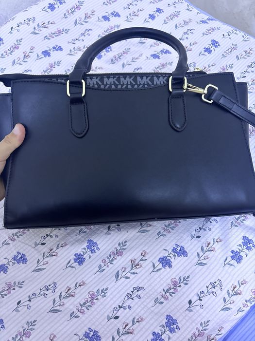 Новая черная сумка Michael kors новая