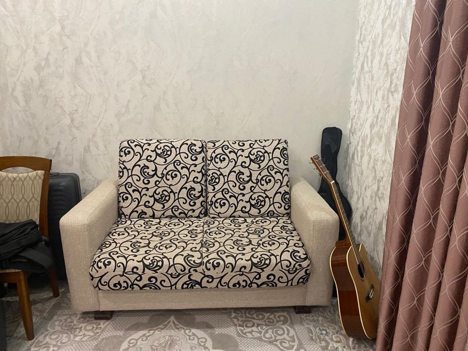 Диван угловой в отличном состоянии