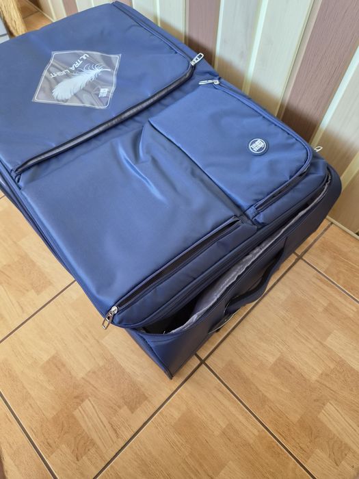 Valiza Troler Albastra cu Buzunare Exterioare 87L
