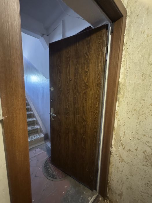 Металлическая входная дверь