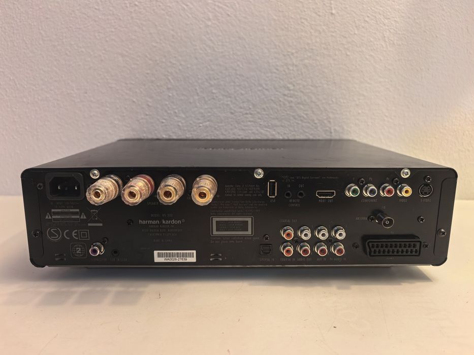 Amplificator Harman Kardon HS 200 cu CD USB SCART optical RCA 2.1  iesire subwoofer alte boxe amplificatoare